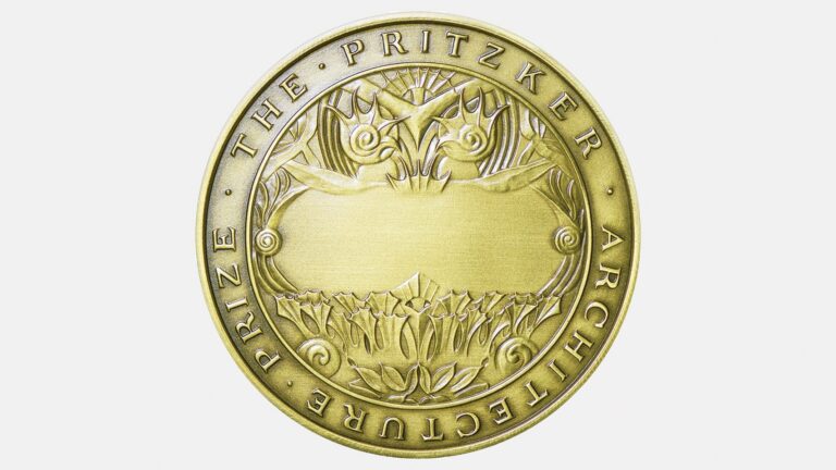 pritzker architecture prize medal large dezeen 1704 col 0