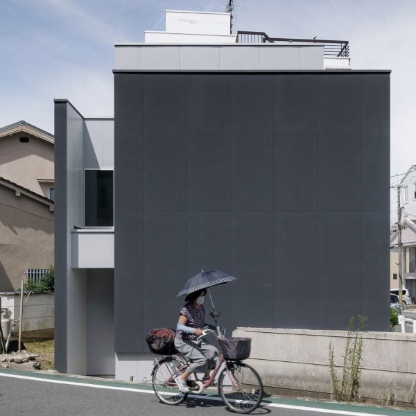 house in kyobate fujiwaramuro architects hero dezeen 2364 col 1