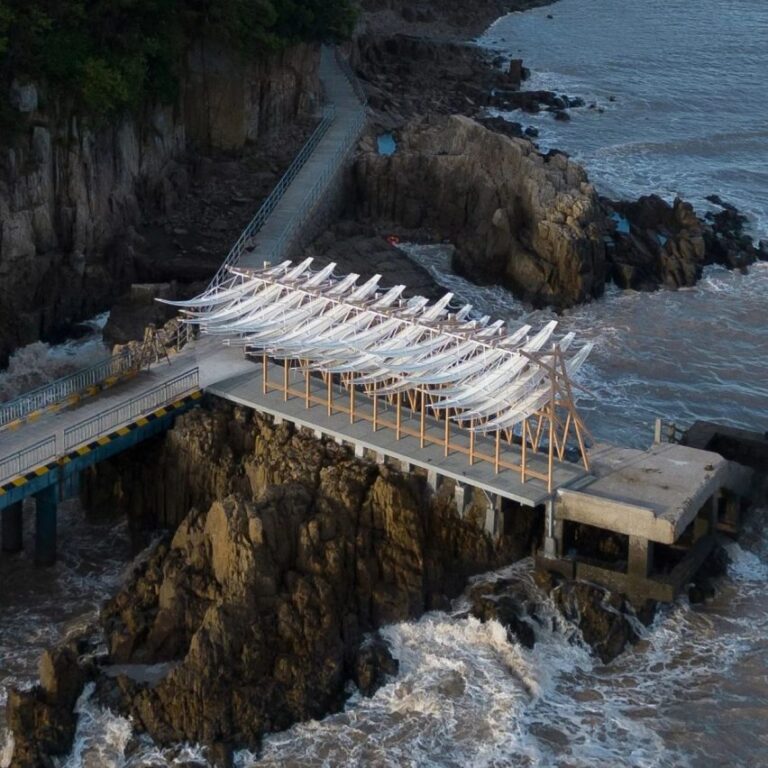 gn architects seaside pavilion china dezeen 2364 col 0 1704x2398 SQ 852x852