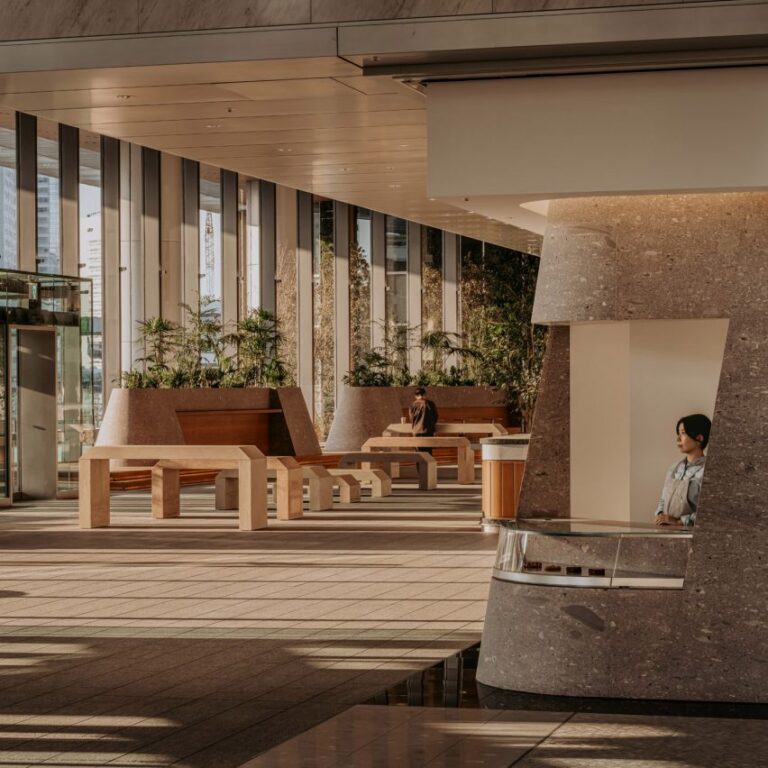 i in blue bottle coffee cafe takanawa dezeen 2364 col sq4 852x852
